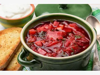 Ilustracja artykułu barszcz ukraiński - oto 3 najlepsze, łatwe przepisy na zupę ukraińską