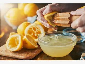 Ilustracja artykułu sok z cytryny - właściwości oczyszczające, działanie, porady