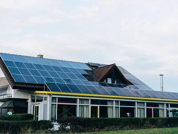 Kluczowe elementy instalacji fotowoltaicznych