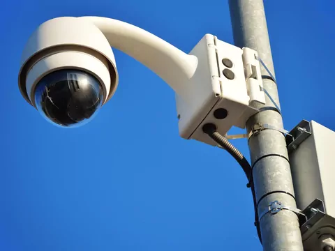 Sąsiad nagrywa: co mówi prawo