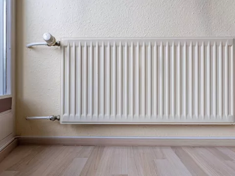 Pompa ciepła i piec na pellet zainstalowane razem