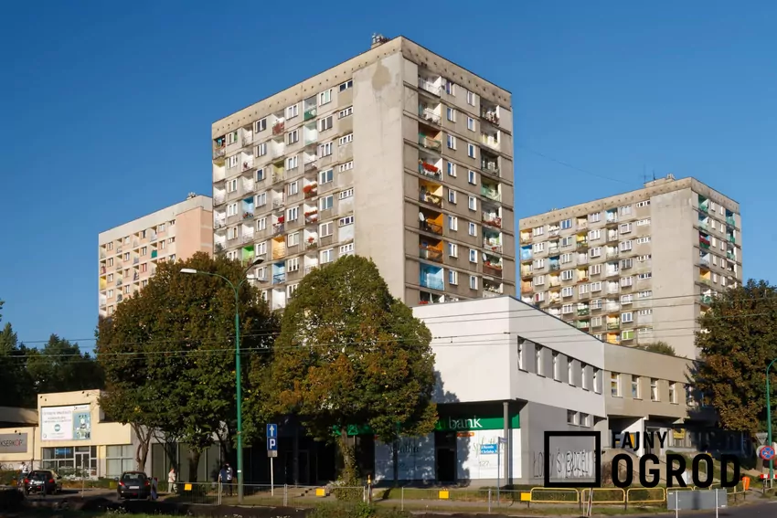 Żywotność wielkiej płyty oceniano na około 50 lat, co dziś okazuje się dużym niedoszacowaniem Wielka płyta