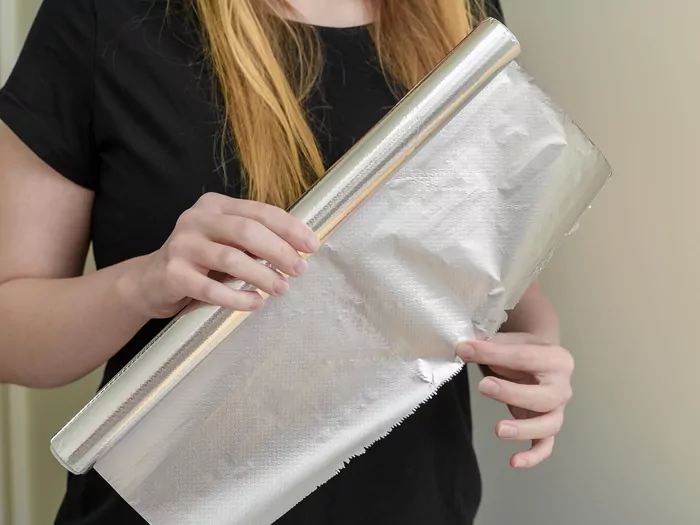 Używanie folii aluminiowej w kuchni