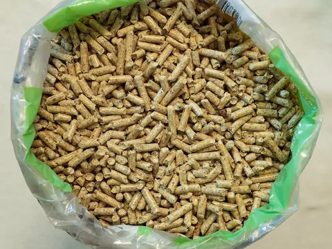 Ogrzewanie pelletem w bloku