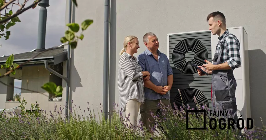 Co, gdy pompa ciepła emituje zbyt duży hałas? ludzie przy pompie ciepła