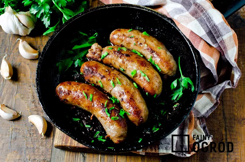 Najlepsza pieczona biała kiełbasa przepisy