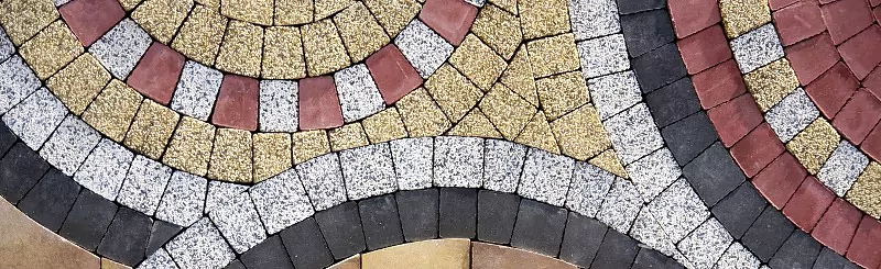 kolorowa kostka brukowa