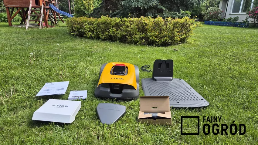 Zawartość kartonu z robotem Stiga a15v