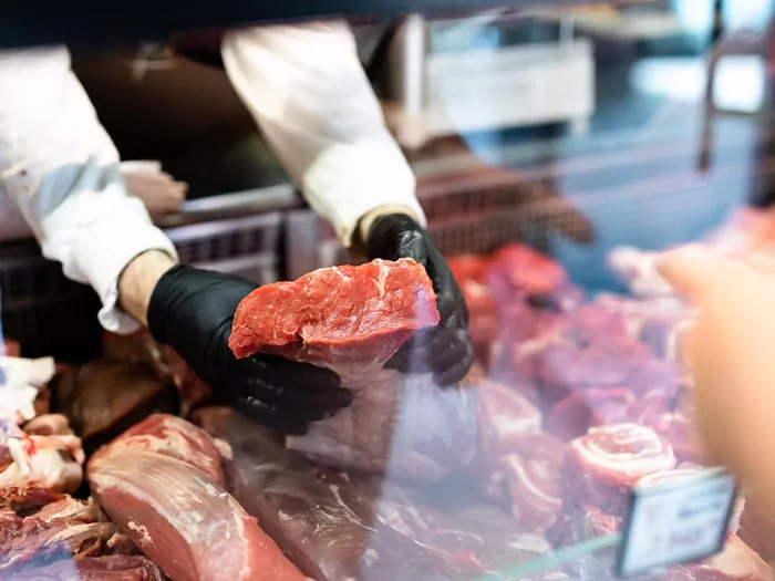 Ujawniono, skąd pochodzi mięso z Dino