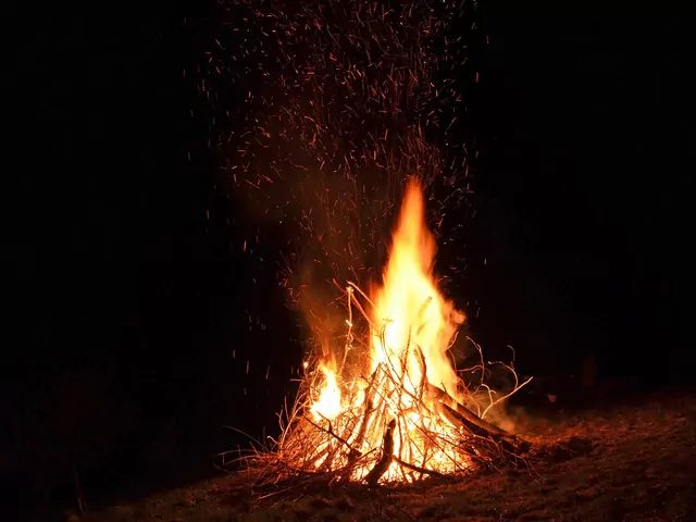 Mandat za ognisko w ogrodzie