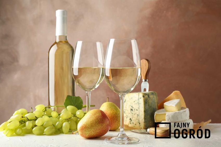 Wino z gruszek z dodatkami, a także najlepsze przepisy i sposoby na domowe wino z gruszek