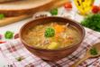 5 wyjątkowych przepisów na zupę z kapusty - sprawdź je!
