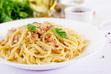 Spaghetti carbonara w tradycyjnym i nietypowym wydaniu