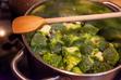 Ile gotować brokuł? Wyjaśniamy zasady gotowania brokułów