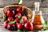 Wino z jabłek – sprawdzone przepisy jak zrobić domowe wino z jabłek